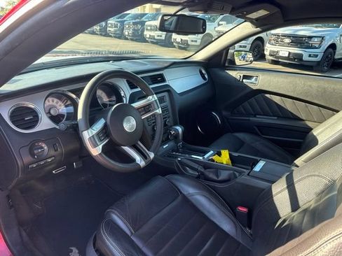 Used 2011 Ford Mustang Premium w/ 203A Rapid Spec Order Code RWD image 10