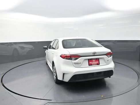 Used 2024 Toyota Corolla LE FWD image 54