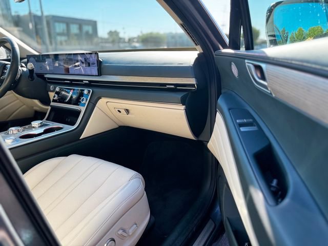 Used 2025 Genesis GV80 2.5T Select AWD/4WD image 25