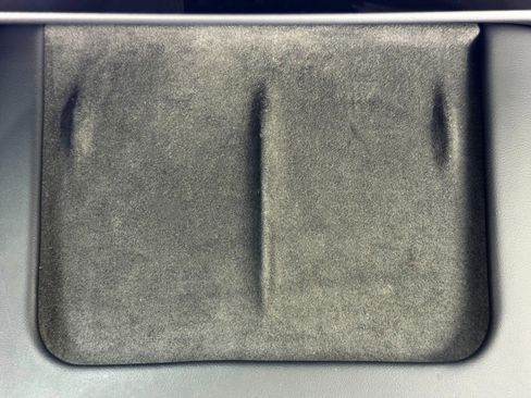 Used 2023 Tesla Model 3 Standard Range image 32