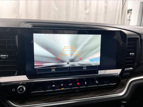 Used 2022 GMC Sierra 1500 Elevation w/ X31 Off-Road Package image 19