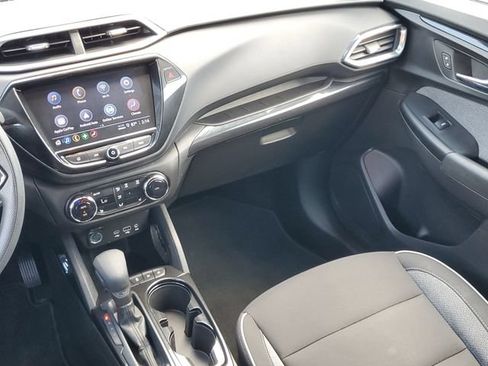 Used 2023 Chevrolet TrailBlazer LT w/ Convenience Package FWD image 31
