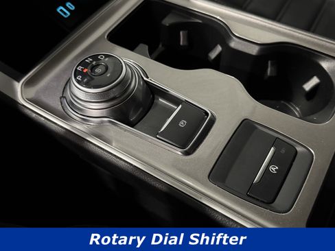 Used 2024 Ford Edge SEL image 11