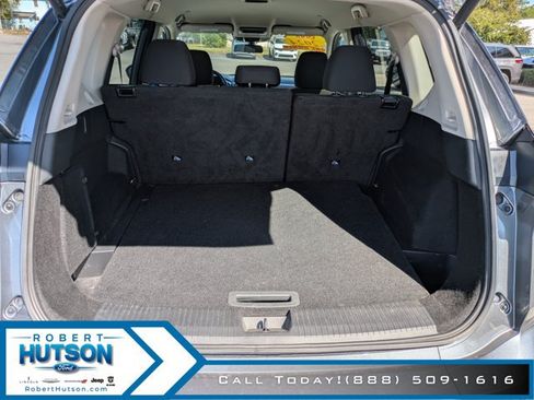Used 2024 Nissan Rogue SV AWD/4WD image 10
