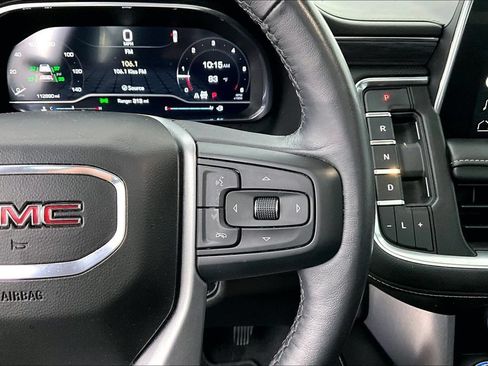 Used 2022 GMC Yukon SLT w/ SLT Luxury Package AWD/4WD image 24