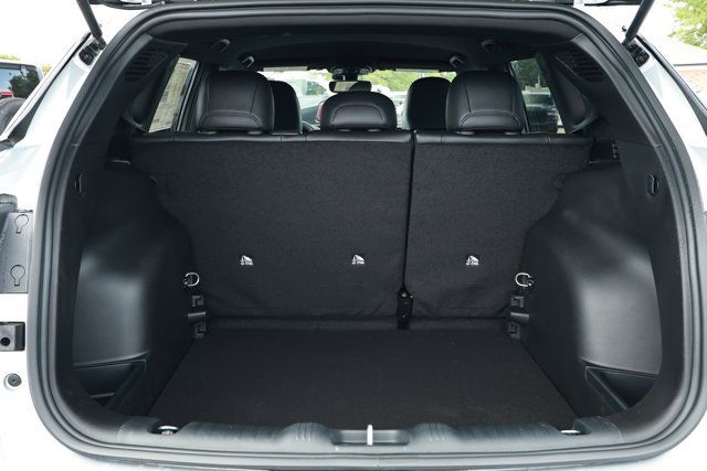 New 2026 Jeep Compass Latitude AWD/4WD image 10