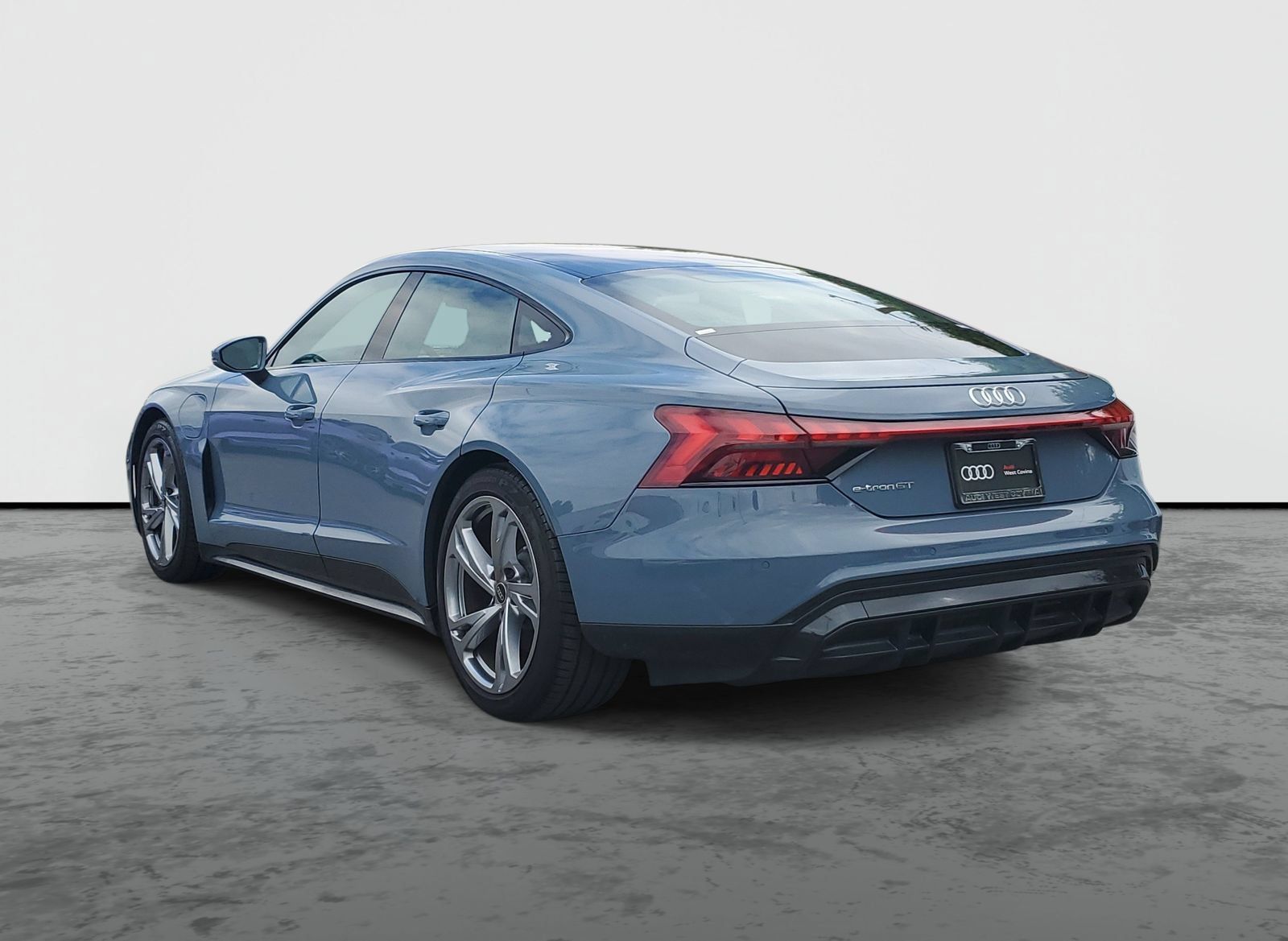Used 2024 Audi e-tron GT Premium Plus w/ Executive Package AWD/4WD image 3