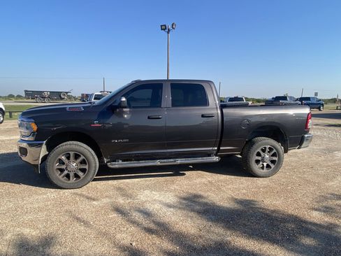 Used 2019 RAM 2500 Tradesman image 2