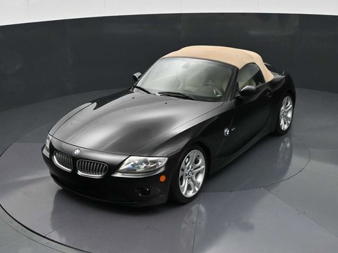 Used 2005 BMW Z4 3.0i RWD image 20