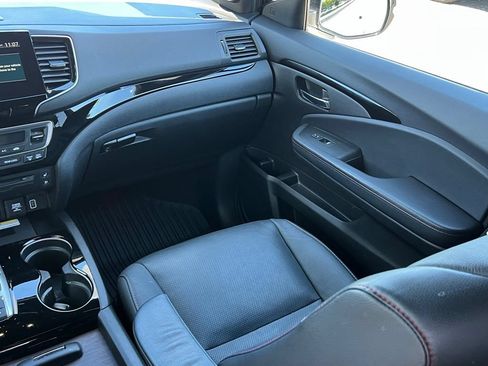 Used 2021 Honda Pilot Black Edition image 20