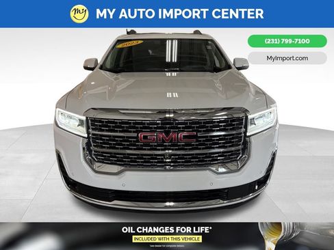 Used 2023 GMC Acadia Denali w/ Denali Ultimate Package image 2