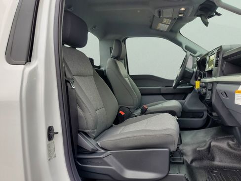 New 2025 Ford F550 4x4 Regular Cab Super Duty image 25