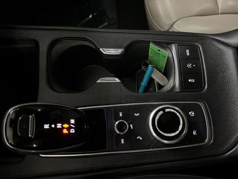 Used 2020 Cadillac XT4 Luxury FWD image 12