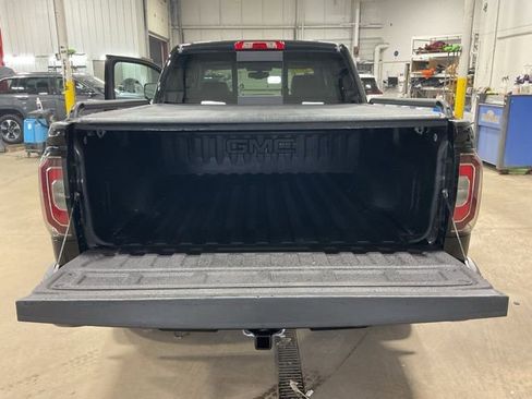 Used 2016 GMC Sierra 1500 SLT w/ All-Terrain Package image 21