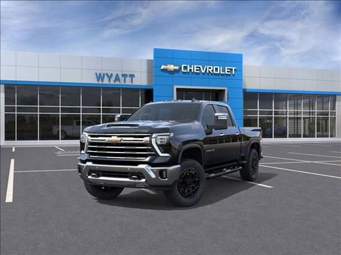 New 2026 Chevrolet Silverado 2500 LTZ w/ LTZ Plus Package AWD/4WD image 9