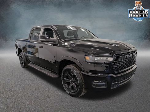 Used 2025 RAM 1500 Big Horn AWD/4WD image 3