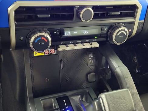 Used 2024 Toyota Tacoma TRD Sport w/ TRD Sport Upgrade Package RWD image 30