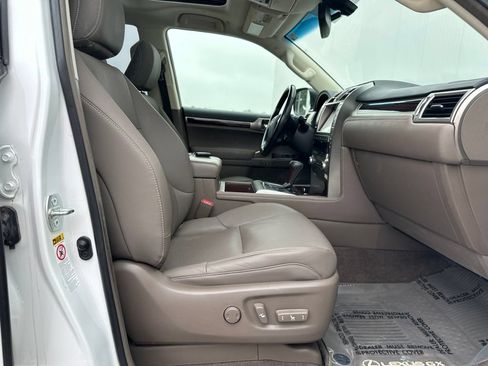 Used 2019 Lexus GX 460 Premium AWD/4WD image 33