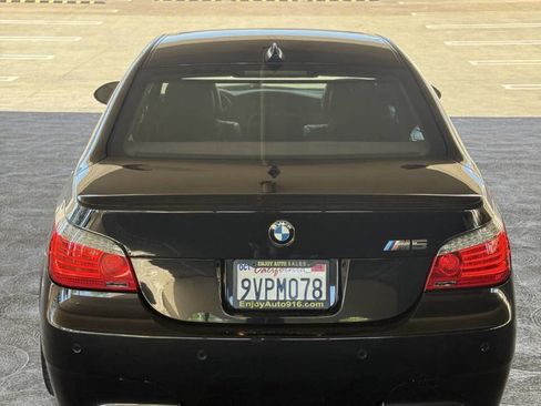 Used 2010 BMW M5 RWD image 3