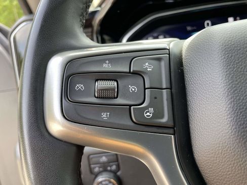 Used 2025 Chevrolet Silverado 2500 LT w/ Convenience Package AWD/4WD image 9