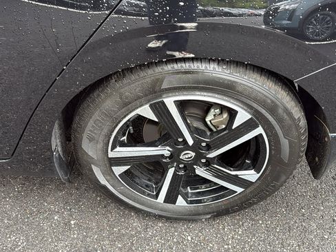 Used 2024 Nissan Sentra SV w/ All-Weather Package FWD image 21