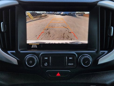 Used 2021 GMC Terrain SLT w/ Infotainment Package II image 17