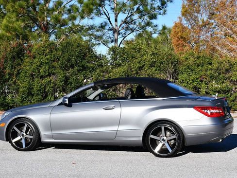 Used 2011 Mercedes-Benz E 350 Cabriolet image 4