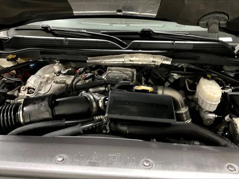 Used 2018 GMC Sierra 2500 Denali w/ Duramax Plus Package AWD/4WD image 36