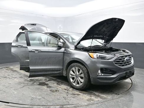 Used 2022 Ford Edge Titanium image 40
