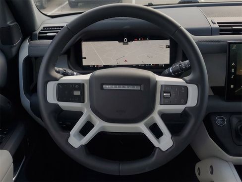 New 2025 Land Rover Defender 110 S image 32