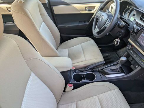 Used 2016 Toyota Corolla LE FWD image 30
