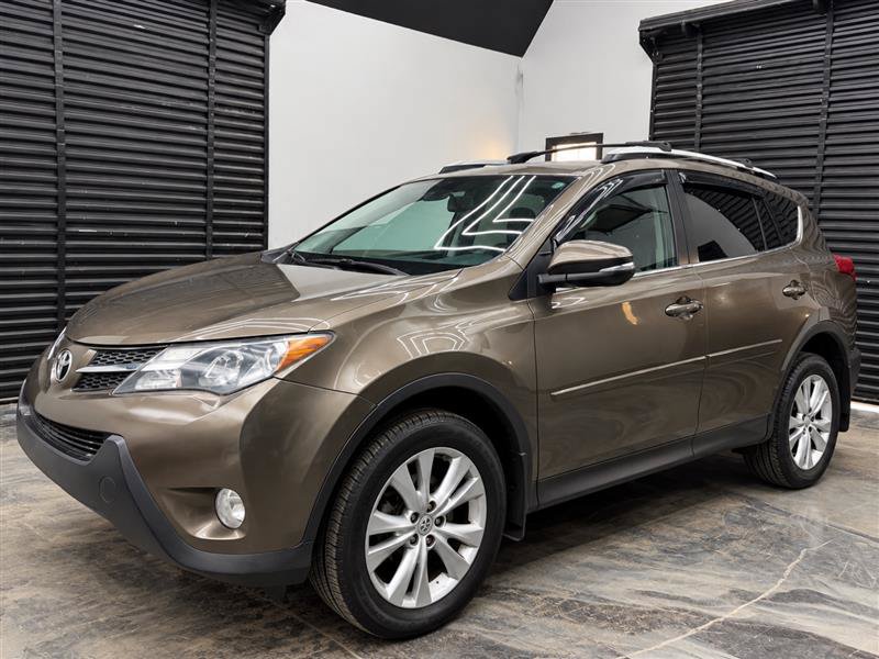 Used 2014 Toyota RAV4 Limited w/ Technology Package AWD/4WD image 2