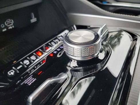 New 2026 Jeep Grand Wagoneer Summit AWD/4WD image 30