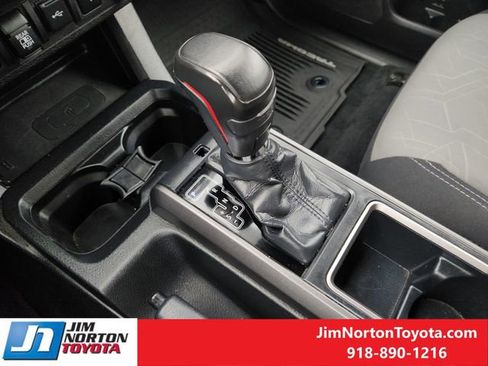 Used 2021 Toyota Tacoma TRD Sport w/ Technology Package image 22