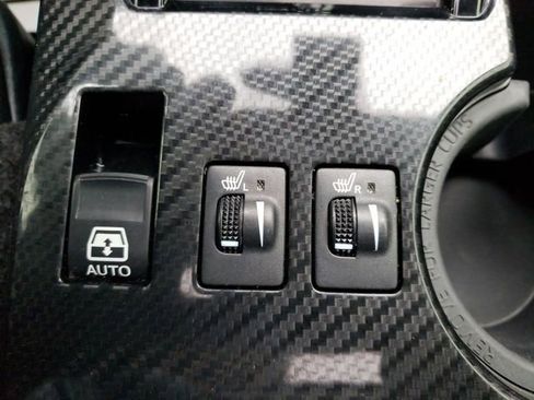 Used 2020 Toyota 4Runner Venture w/ Moonroof Package image 29