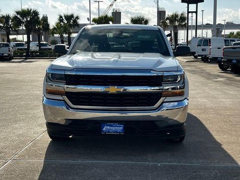 Used 2018 Chevrolet Silverado 1500 W/T w/ WT Convenience Package image 2