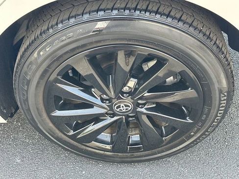 Used 2024 Toyota Camry LE image 25