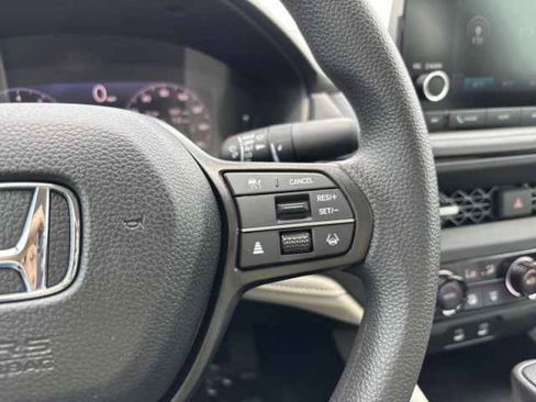 New 2025 Honda Accord SE image 17