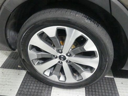 Used 2021 Kia Telluride S AWD/4WD image 17