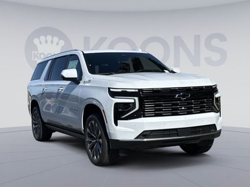 New 2026 Chevrolet Suburban High Country image 10