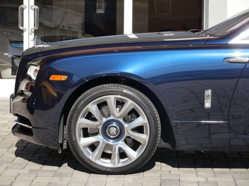 Certified 2019 Rolls-Royce Wraith image 12