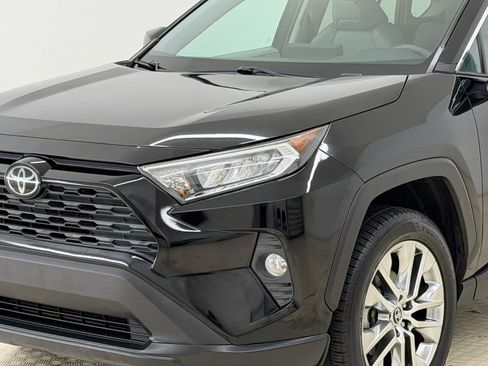 Used 2021 Toyota RAV4 XLE Premium FWD image 12