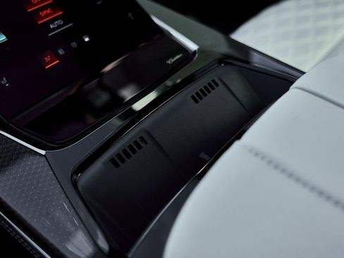 Used 2026 Cadillac Escalade V image 61