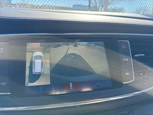 Used 2018 Buick Enclave Premium w/ Experience Buick Package image 7