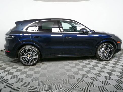 Certified 2021 Porsche Cayenne Turbo AWD/4WD image 35