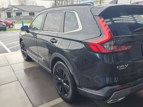 Used 2023 Honda CR-V Sport Touring image 6