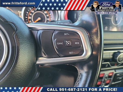 Used 2020 Jeep Wrangler Unlimited Sahara image 7