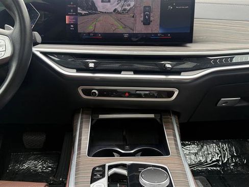 Used 2023 BMW X7 xDrive40i w/ Premium Package AWD/4WD image 15