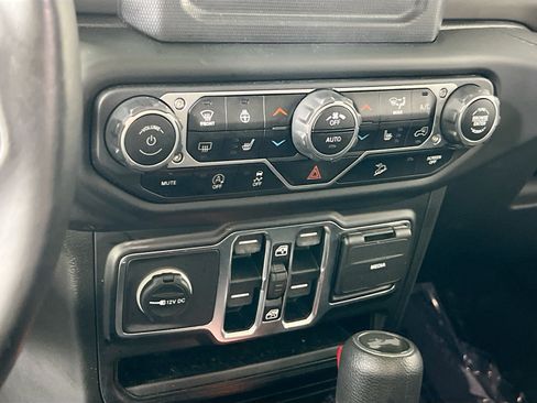 Used 2021 Jeep Wrangler Unlimited Sport AWD/4WD image 15