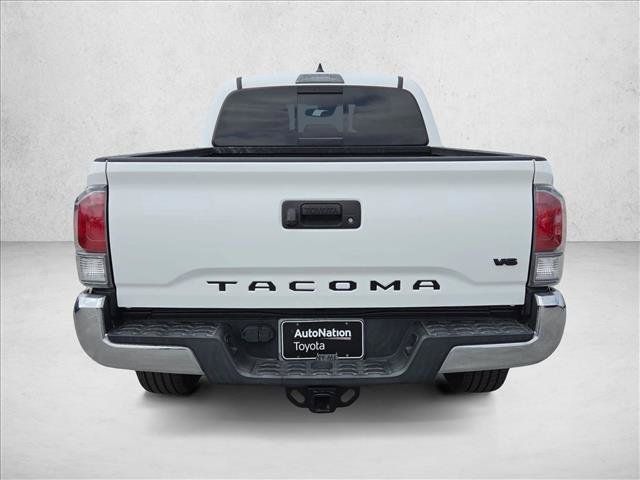Used 2023 Toyota Tacoma TRD Off-Road w/ Black Out Package (TMS) AWD/4WD image 6